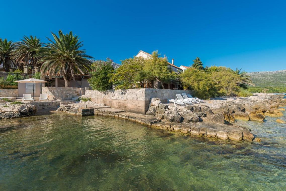 Luxury Beachfront Villa Mare With Private Pool At The Beach Orebic - Peljesac Exterior foto