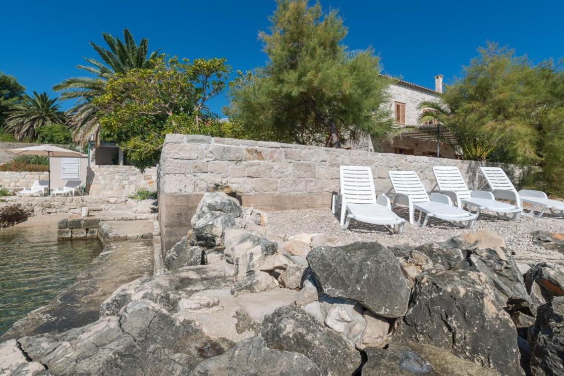 Luxury Beachfront Villa Mare With Private Pool At The Beach Orebic - Peljesac Exterior foto